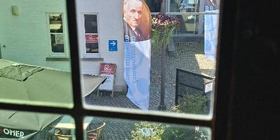 zicht vanuit de toren naar het museum